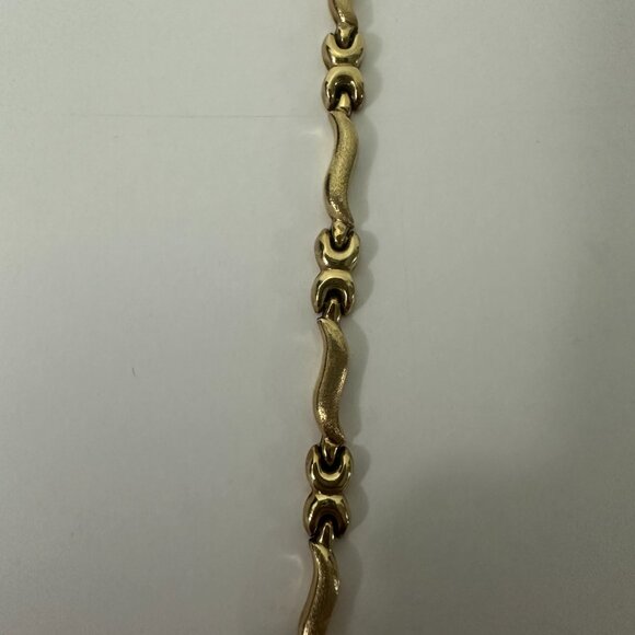 10k Yellow Gold Bracelet 7 Inches - Picture 7 of 7